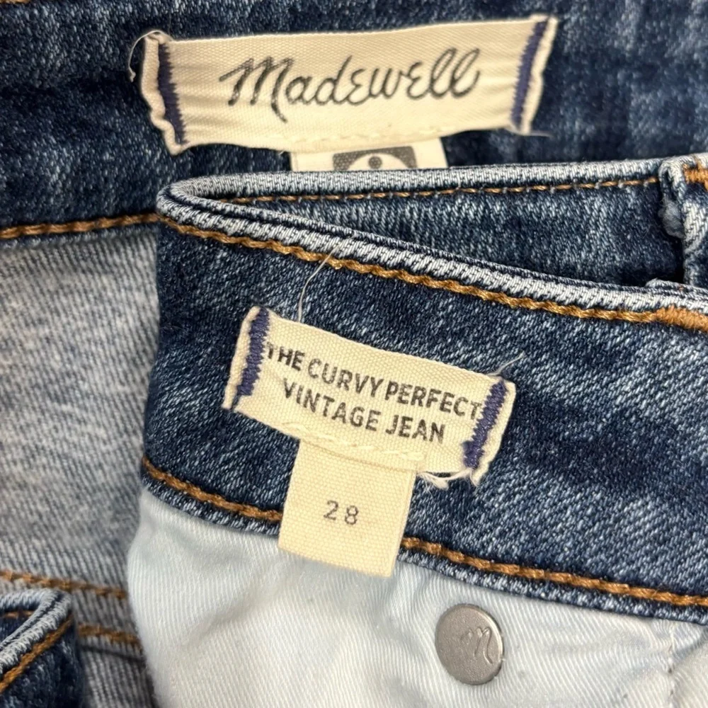 Madewell The Curvy Perfect Vintage Melgrove Wash High Waist Tapered Crop Jean 28